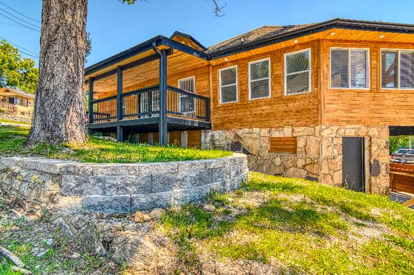 $2000.00 / 1br - 1205ft2 - NEW in 2024 1 bedroom/1 bathroom spacious Lake view property63754834965507122