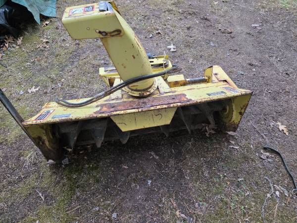 ❄️ John Deere 46" Snowblower for 425 series tractors 1