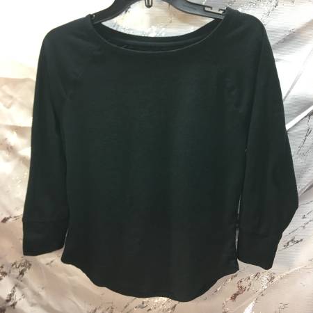 Mossimo Women's Long Sleeve Shirt 1