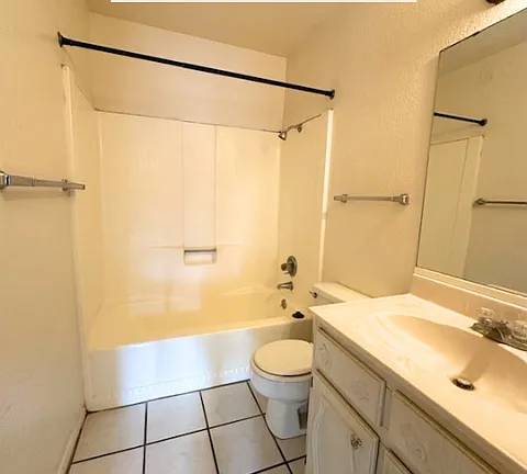 $705 / 2br - 1043ft2 - Live Comfortably in Las Cruces – Updated 2BR/2BA Townhome (Las Cruces)64047885469825123