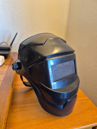 Auto Darkening Adjustable Range Arc Welding Mask Electric Welding Mask 1