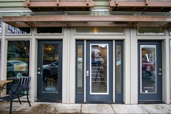 Contemporary Studio in Sullivan's Gulch! 1