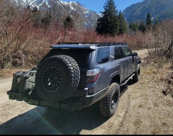 2021 Toyota 4runner TRD Offoad with King suspension - $35,000 (Leavenworth)63442575385475122
