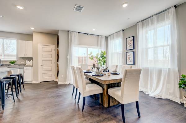 $3,450 / 4br - 2100ft2 - 1 Month Free - Prosper (Prosper)63796375932801122