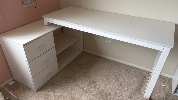 Desk, Adjustable, L-Shaped or Straight 1