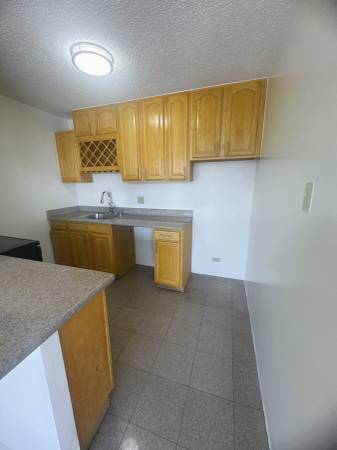 $2,195 Studio Charm, Sunlit Balcony Views and Short Walks to Hotspots! (tenderloin)64030485487489124