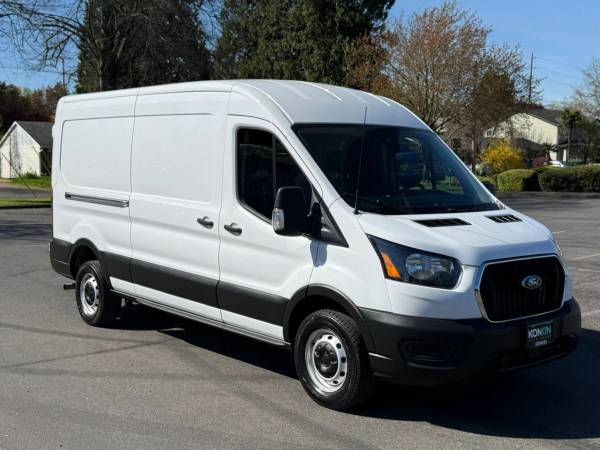 2023 Ford Transit 250 - Photo 10