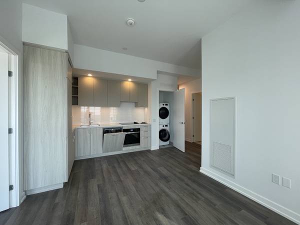 VINCENT CONDOS VAUGHAN: Brand New 2 Bedroom/2 Bath Condo For Rent 5