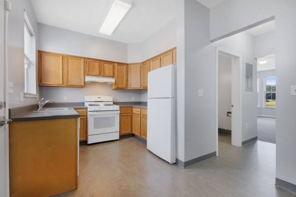 Situated in Niagara Falls!, Washer/Dryer Hookup, 2B/1B 1