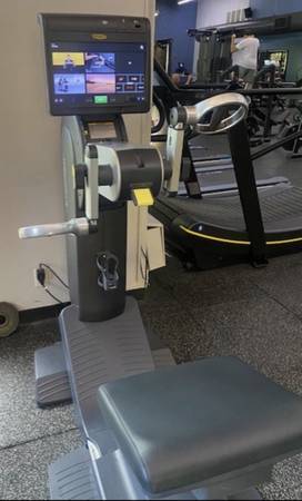 TECHNOGYM TOP 1000 UBE READY FOR DELIVERY OR PICKUP NOW!! 1