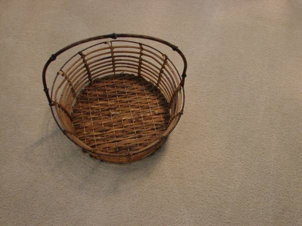 Antique Egg gathering Basket 1