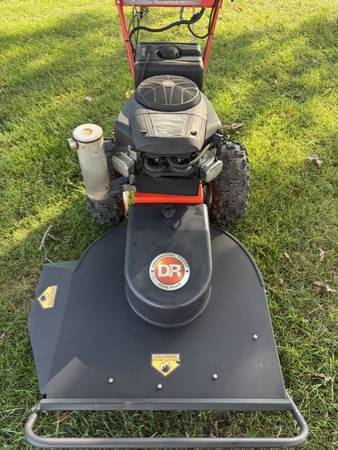 DR BRUSH MOWER WITH OPTIONAL DUAL WHEEL LOCK 1