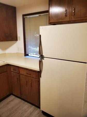 $1,525 / 2br - 2bd Apartamento Disponible Ahora - ¡Almacenamiento Extra! (Churchill)63977274033411122