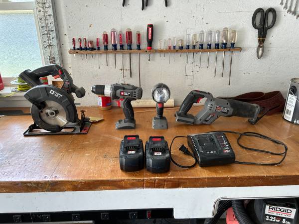 Porter Gable Tool Set 1