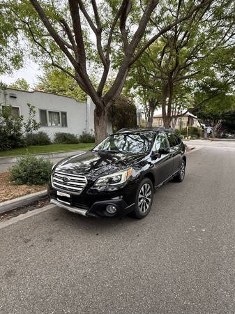 Subaru Outback Limited (2017) POCA MILLA - $16,990 (Santa Monica)63623782403459120