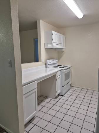 $1,030 / 2 habitaciones - 898 pies² - ¡Unidad de 2 habitaciones/baños disponible inmediatamente! Ideal para compañeros de cuarto (Las Cruces)63861850935043121