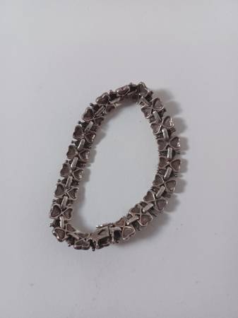 Silver marcasite ladies 7" bracelet. - $85 (richmond / seacliff)63471456382593121