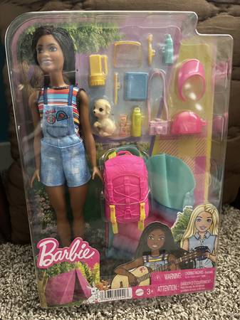 Barbies Camping Fun - NIB 1
