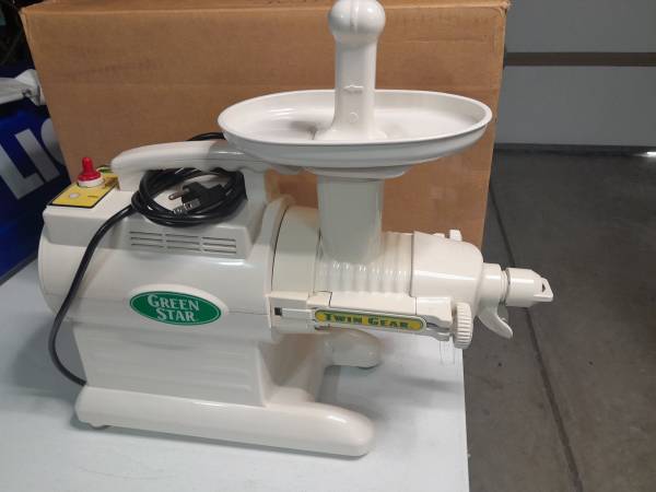 Green Star GS-3000 Juice Extracting Machine Complete  Cash /Trade 1