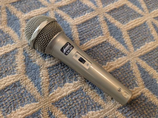 XLR Microphone 1