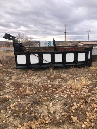 16' material dump box 1