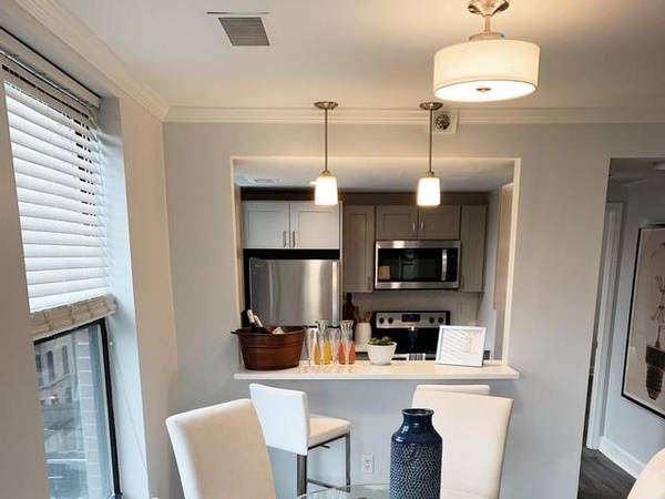 6002 $ / 2 dormitorios - 1175 pies² - Barra de desayuno, Lavadora y secadora en la vivienda, Electrodomésticos de acero inoxidable (Boston)63360292984323123