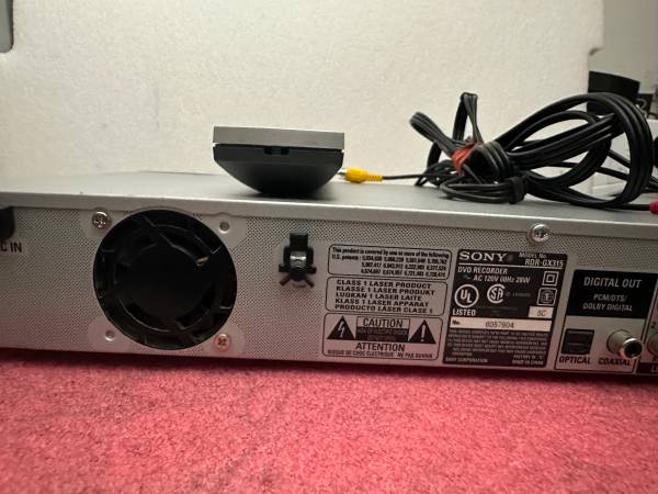 SONY DVD Player & Recorder RDR-GX315 DVD +RW/+R/-RW/-R
