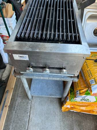 Grill with stand 1