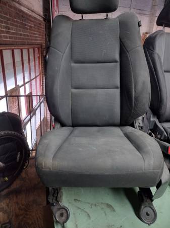 2016 Dodge Durango front seat 1