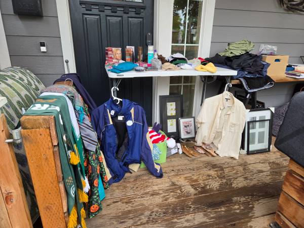 Yard sale photo