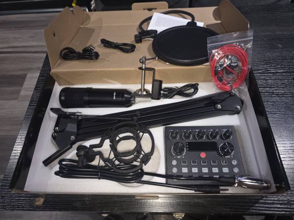 Pod casting bundle free 8gigs Sound kit 1