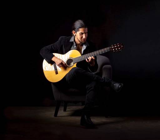 Guitar Lessons (English and Spanish) 1