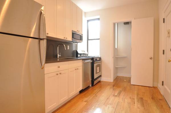 $3,295 / 1br - ¡Sin tarifa de corredor! (Midtown West)63684745561731120
