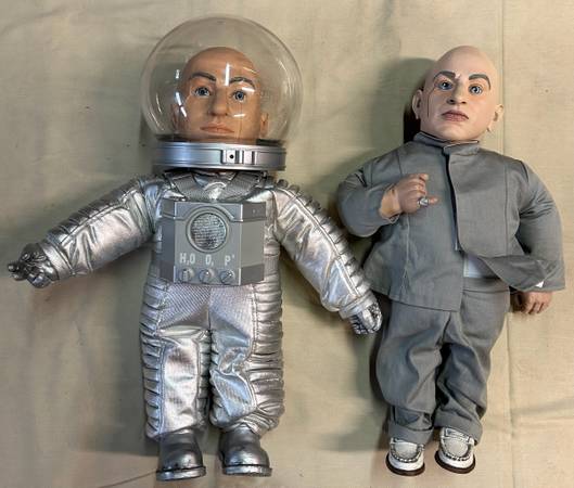 Mini Me 18” Action figures 1