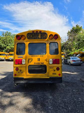 2011 GMC 12/20 PASSANGER - Photo 3