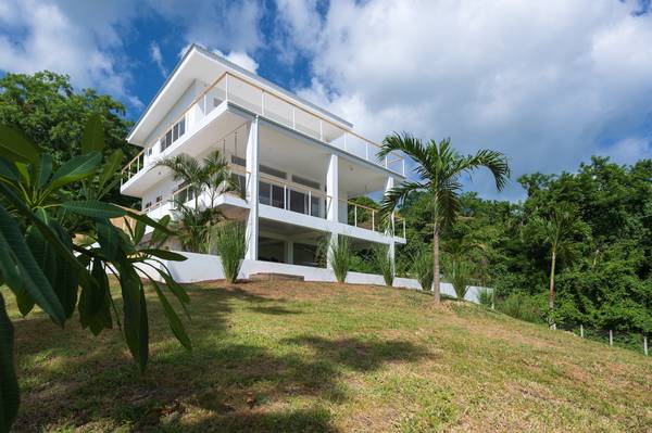Modern Oceanview Home in Playa Gigante/$289,900USD 1