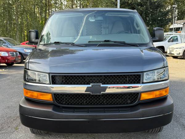 2016 Chevrolet Express 2500 - Photo 7