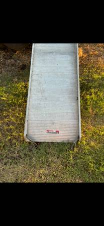 Solid aluminum ramp 1