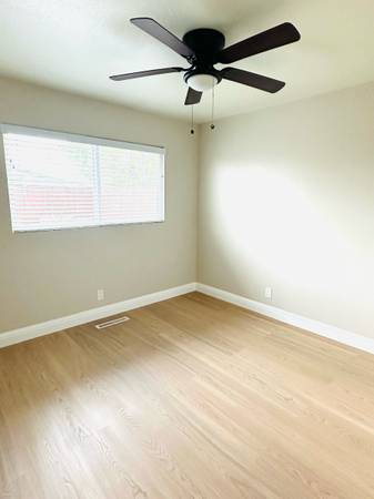 1 Bedroom for Rent inside House 1