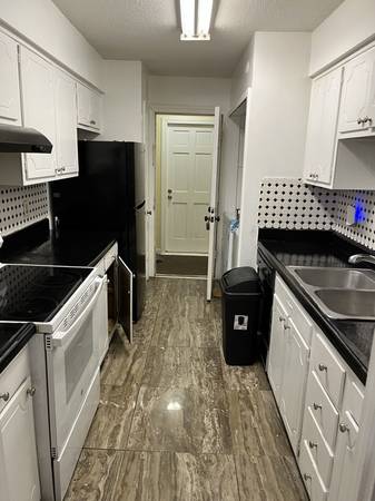 $1550.00 / 2br - 1324ft2 - Don't miss this must-see condo featuring 2 large bedrooms, 2 full bath63921560646530120