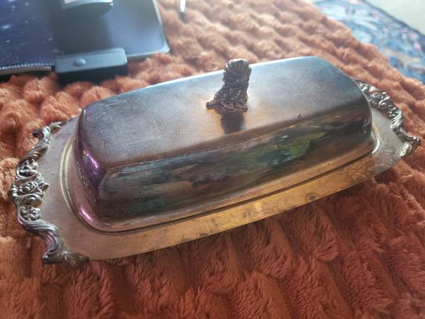 Wallace Baroque pattern, silverplate, with glass insert 1