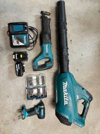 Makita Power Tool Bundle 1