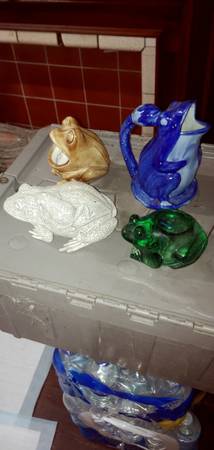 Decor frogs 1