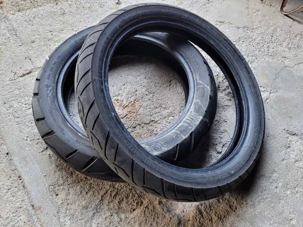 Continental 120/70 19 Front ContiTrailAttack, REDUCED! 1