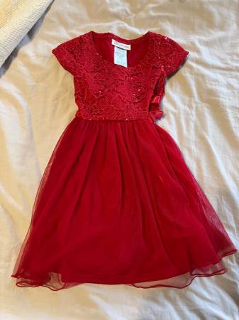 Red Dress for special occasions, kids size 4 1