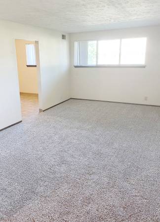 $995 / 2br - 1100ft2 - 2 bed/1 bath - Villa De Amor apartment (Aksarben) 1 (Omaha, NE)63681677701635122