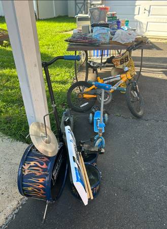 Yard sale photo