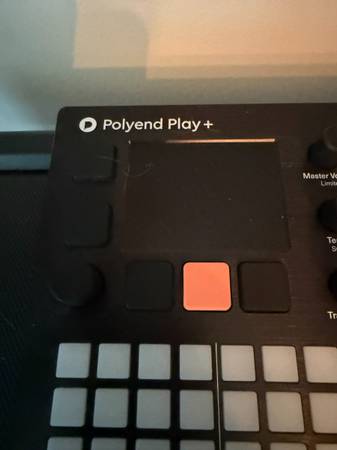 Polyend Play + 1