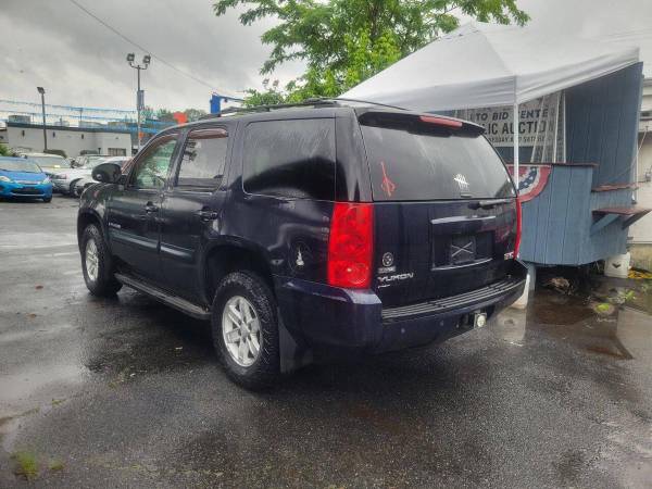 2008 GMC Yukon 1/2 Ton - $5,000 (+ Auto Bid Center)63487682885891123