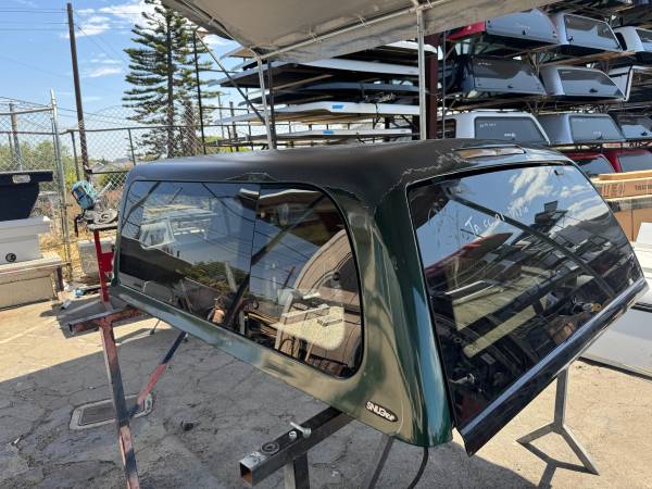 Tacoma double cab camper shell 2001-04 . Snugtop - auto parts - by